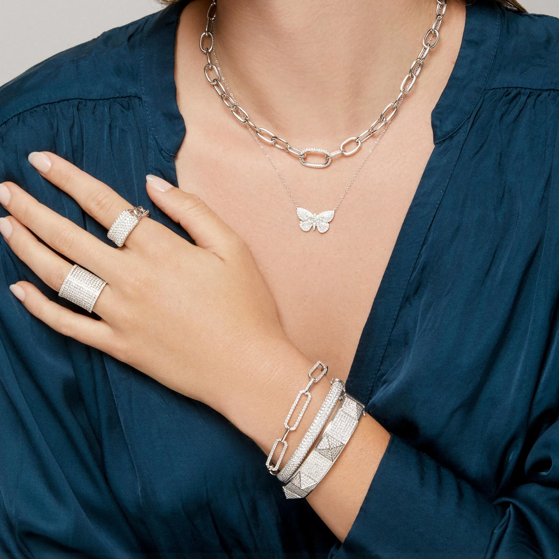 14KT White Gold Diamond Dome Bangle