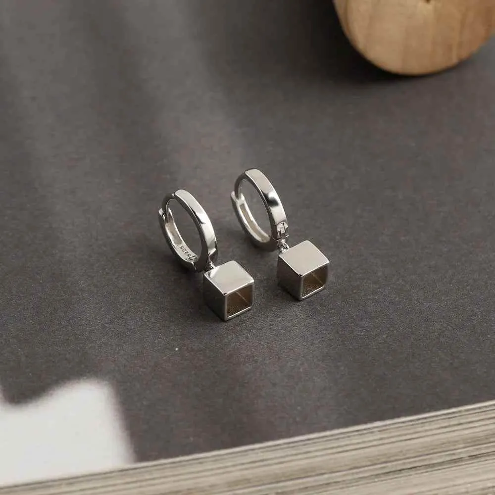 925 Sterling Silver Earrings Charm Jewelry - Drop Square - MD404