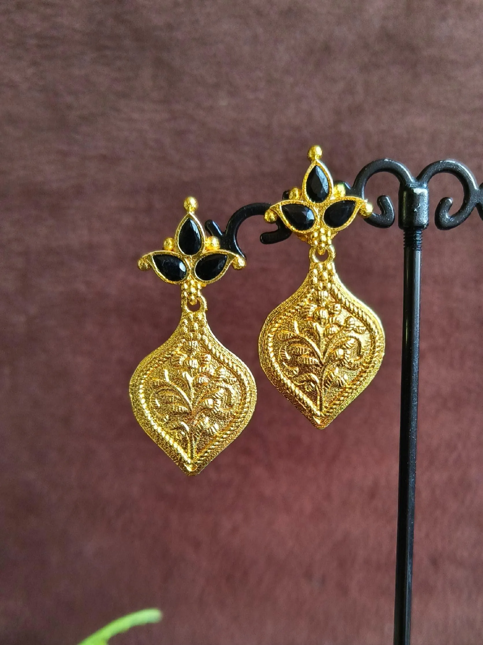 Brass Gold-Plated Stone Dangler Earrings for Party Wear Elegance | Sarichka