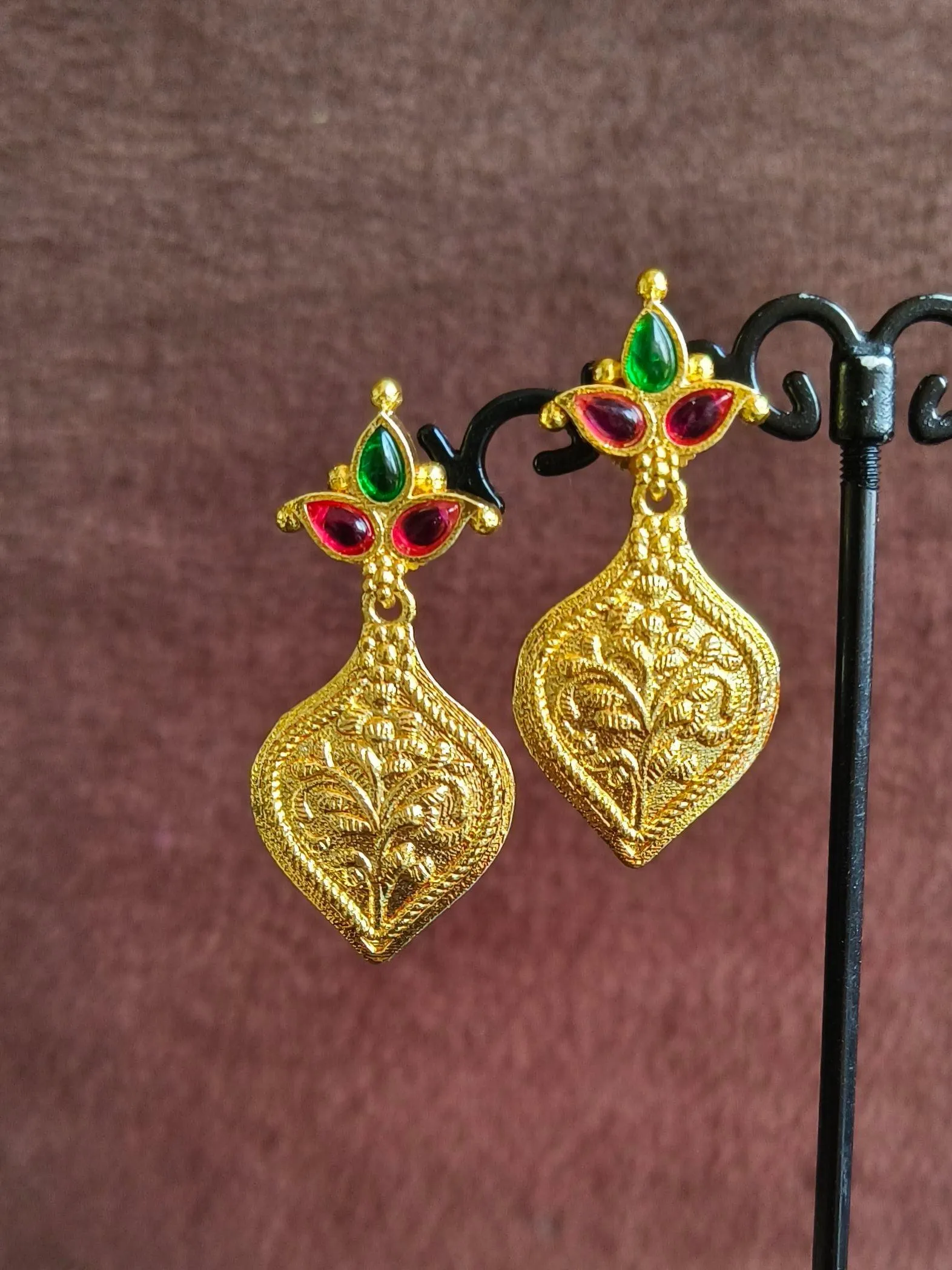 Brass Gold-Plated Stone Dangler Earrings for Party Wear Elegance | Sarichka