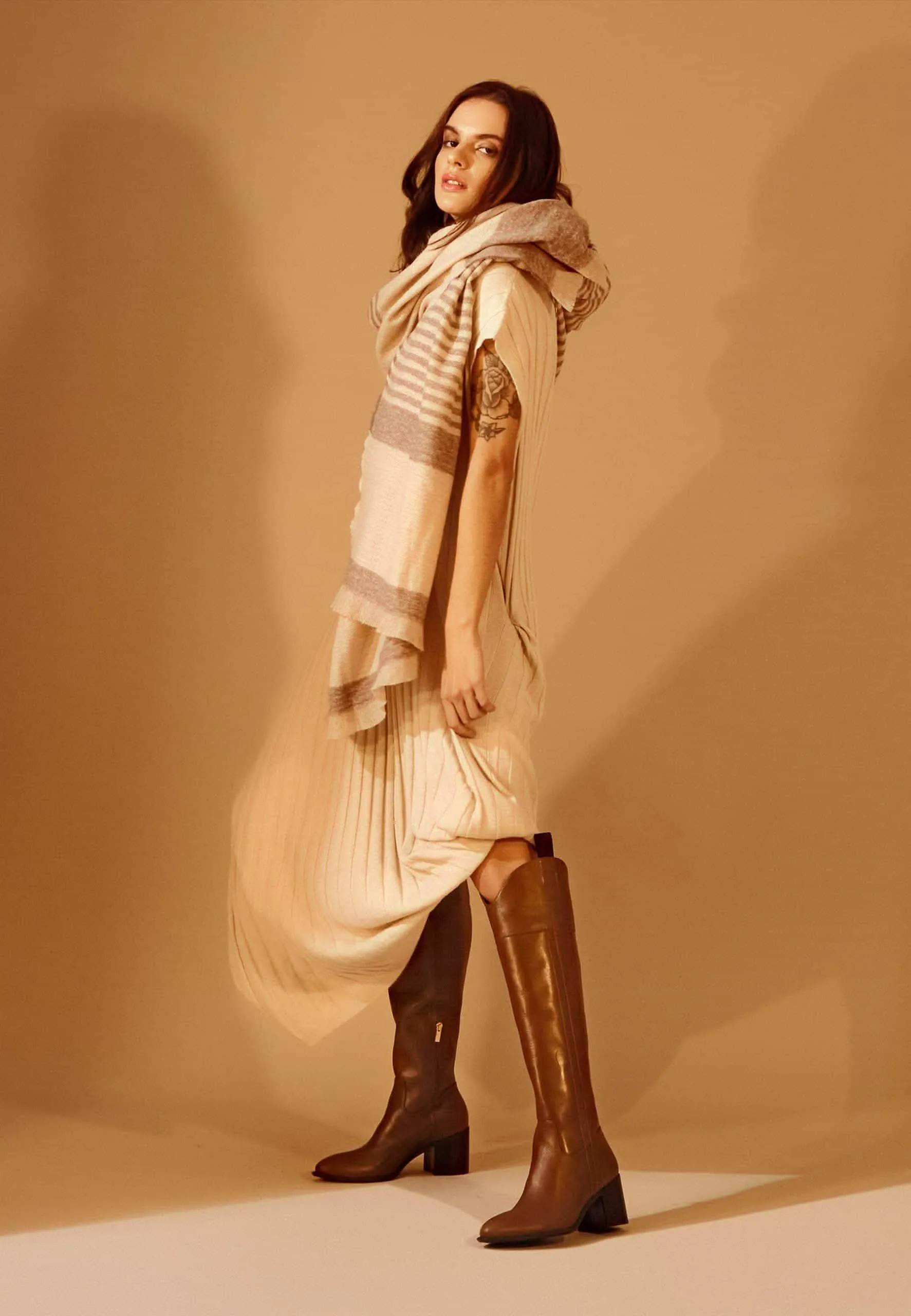 Canna Elegant Leather Knee-High Boots