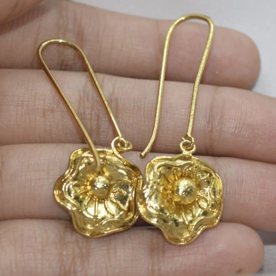 Graceful flower drops