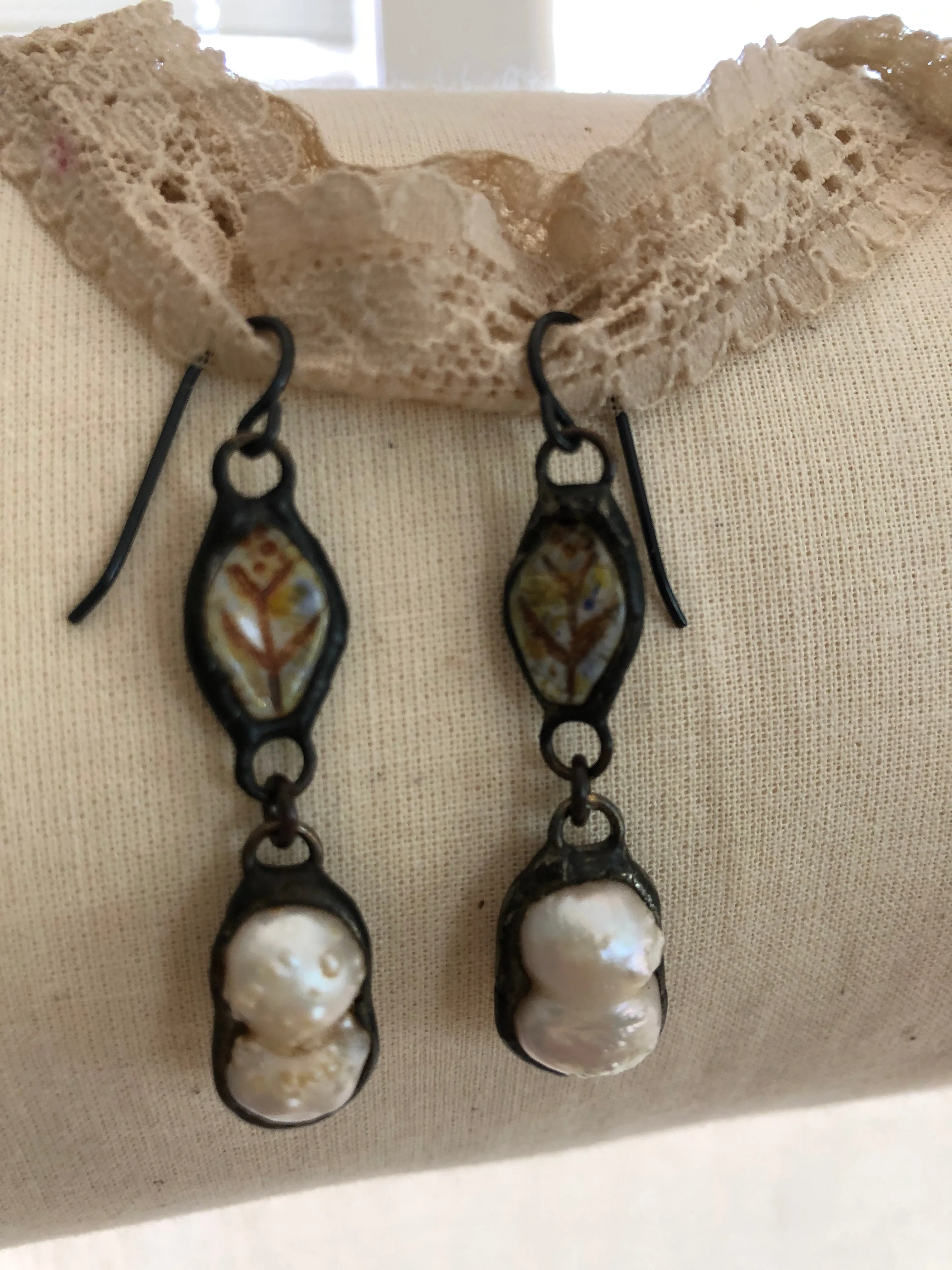 Keshi Peal Earrings