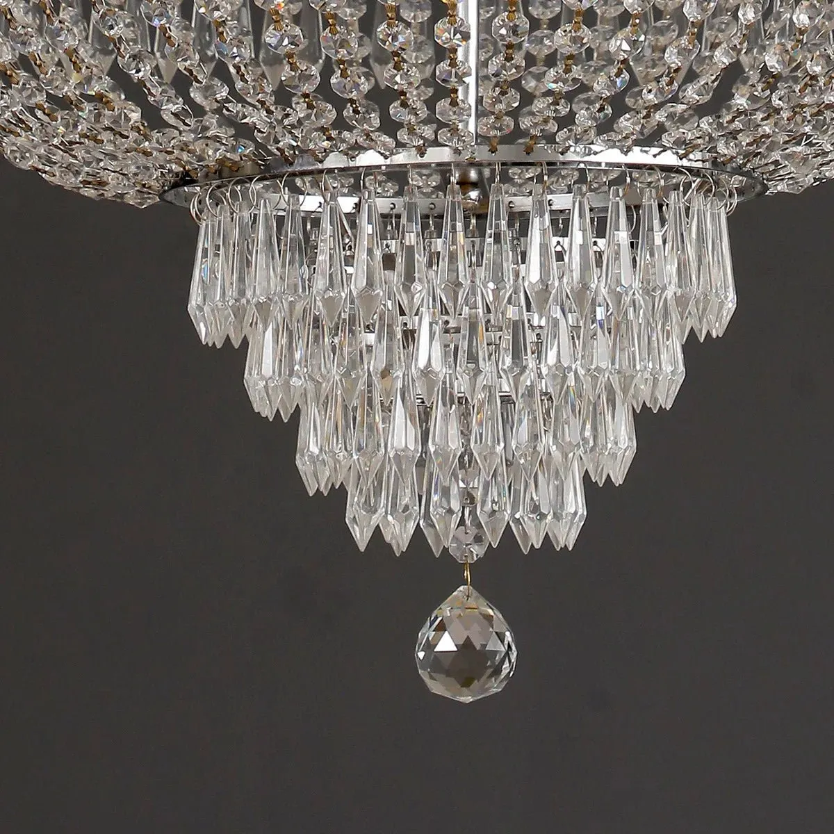 Luxury LED Crystal Chandelier for Modern Living Spaces